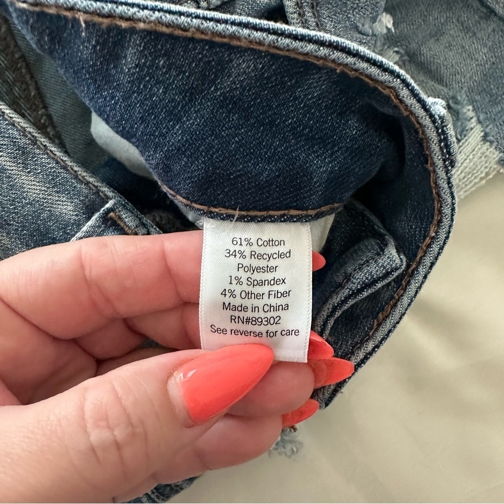 Distressed Denim Shorts - Picture 7 of 9